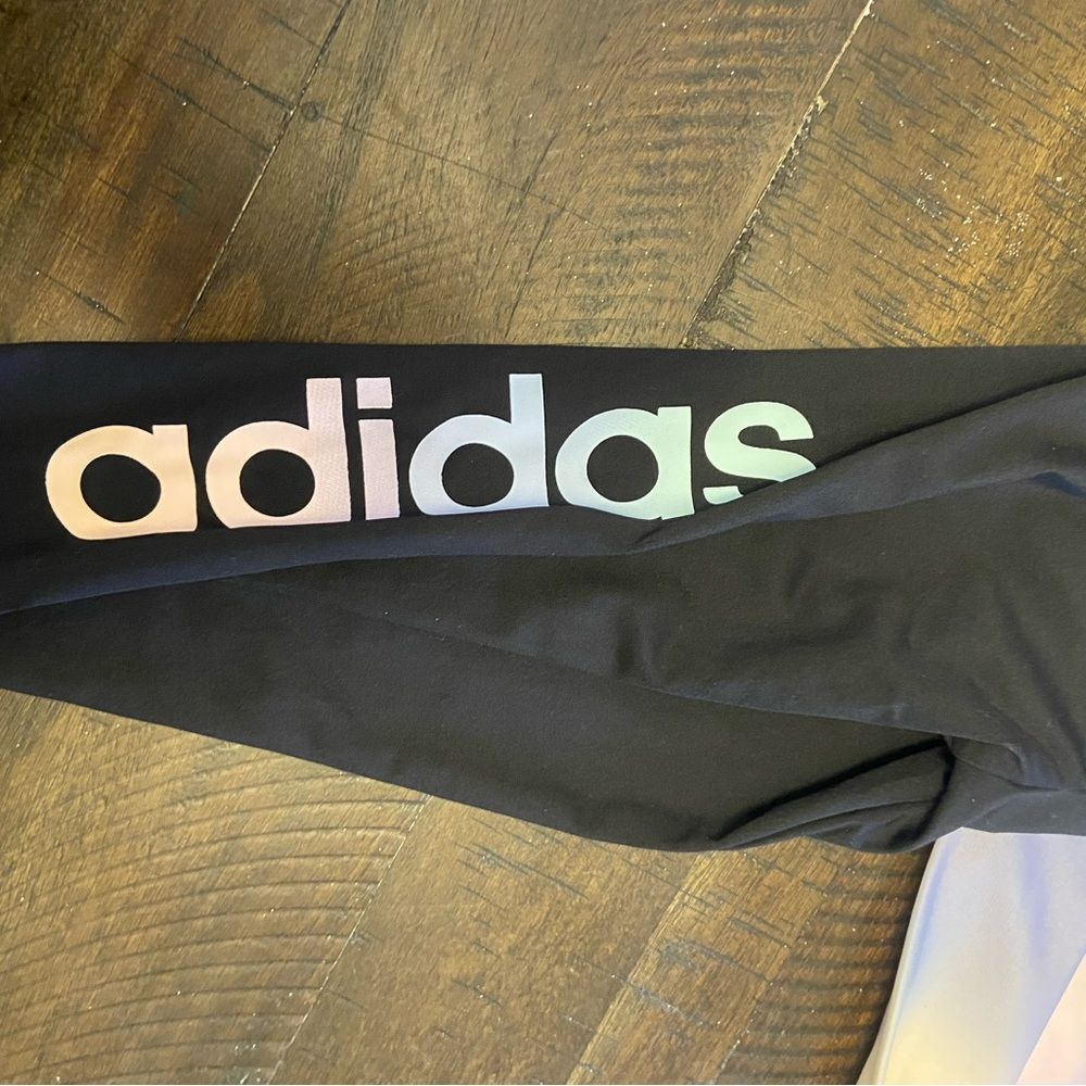 Adidas matching set - Picture 2 of 4